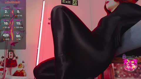 Snapshot of aurora_hotter chatting on December 23, 2024, 8:03 pm Miss A Fansly - Auroradomina1 online show from December 23, 2024, 8:03 pm