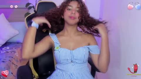 aurora_rodriguez online show from January 7, 2025, 3:12 pm