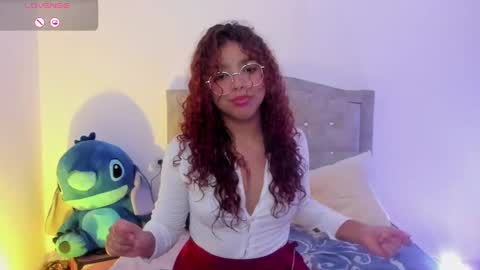 aurora_rodriguez online show from February 27, 2025, 4:41 am