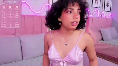 Mariana  online show from May 30, 2026, 3:25 am