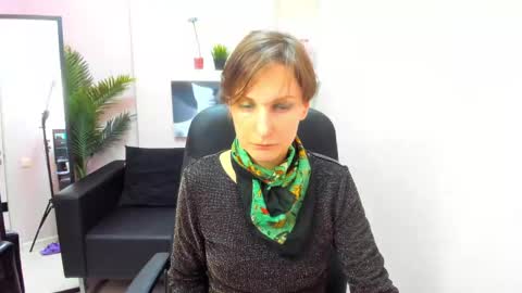 Snapshot of aurorascript chatting on February 22, 2025, 6:30 pm Aurora online show from February 22, 2025, 6:30 pm