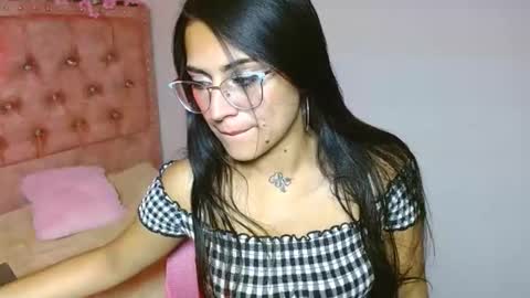 Snapshot of aurorasmith744 chatting on February 26, 2026, 2:27 pm aurorasmith744 online show from February 26, 2026, 2:27 pm