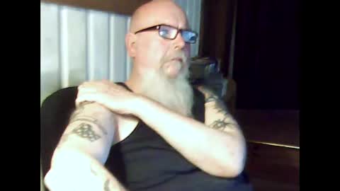 aussie4inch online show from May 12, 2026, 6:54 am