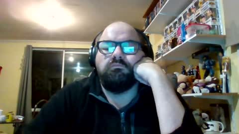 Aaron Matthews online show from July 18, 2026, 11:47 am