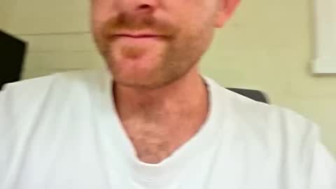 Snapshot of aussie_dadbod90 chatting on February 19, 2026, 10:28 pm aussie_dadbod90 online show from February 19, 2026, 10:28 pm