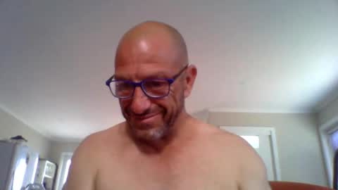 aussieguy59660 online show from November 15, 2025, 11:32 pm