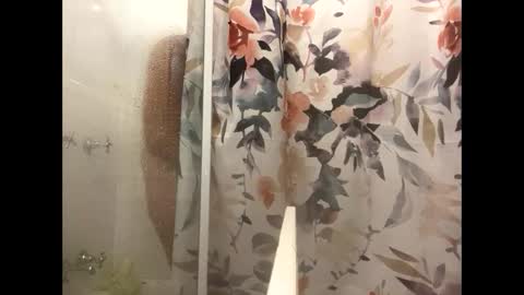 Milf4u online show from March 16, 2026, 11:14 am