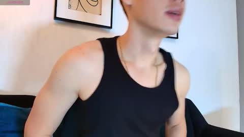 austiin online show from October 23, 2025, 6:39 pm