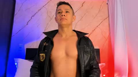 Austin online show from October 7, 2025, 8:44 am