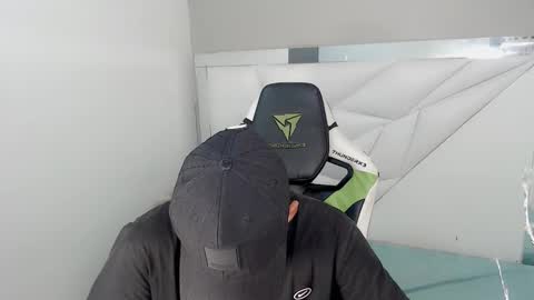 AUSTIN online show from November 4, 2025, 12:04 pm