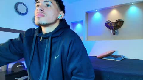 AUSTIN  online show from January 5, 2025, 2:49 am