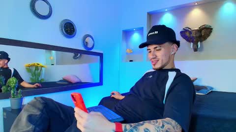 AUSTIN  online show from January 5, 2025, 5:51 am