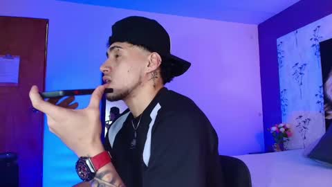 AUSTIN  online show from March 11, 2025, 2:43 am