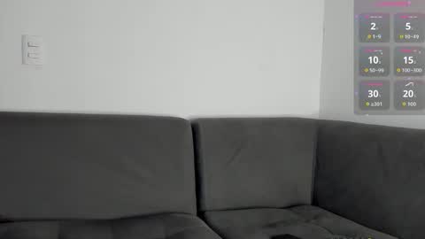 A online show from October 25, 2025, 12:07 am