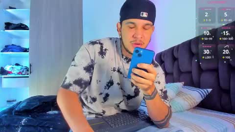 Snapshot of austin_curry chatting on January 17, 2026, 6:33 pm A online show from January 17, 2026, 6:33 pm