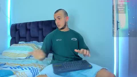 Snapshot of austin_curry chatting on February 8, 2026, 8:34 pm A online show from February 8, 2026, 8:34 pm