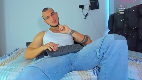 Snapshot of austin_curry chatting on February 11, 2026, 10:26 pm A online show from February 11, 2026, 10:26 pm