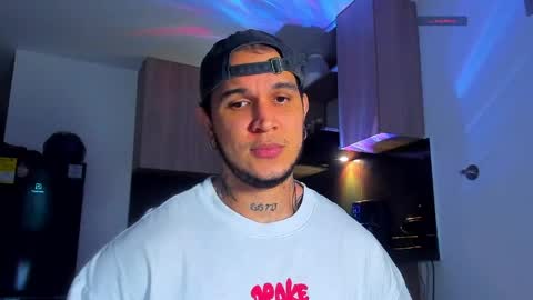 Snapshot of austin_curry chatting on April 14, 2026, 4:18 am A online show from April 14, 2026, 4:18 am