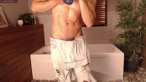 Austin  online show from March 31, 2026, 9:37 pm