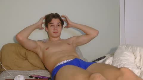 Snapshot of auston_r1ch chatting on December 16, 2024, 8:58 pm Auston 3 online show from December 16, 2024, 8:58 pm