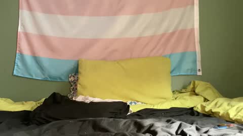 Autumn Loves You online show from February 26, 2026, 5:56 pm