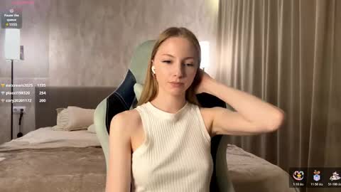 Annie online show from November 28, 2025, 4:09 pm