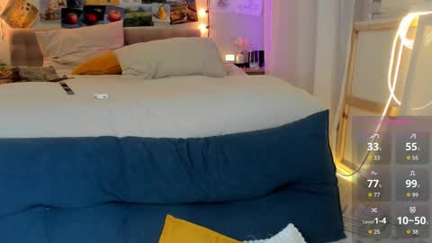 Snapshot of ava_athena chatting on October 3, 2025, 7:11 pm Ava online show from October 3, 2025, 7:11 pm