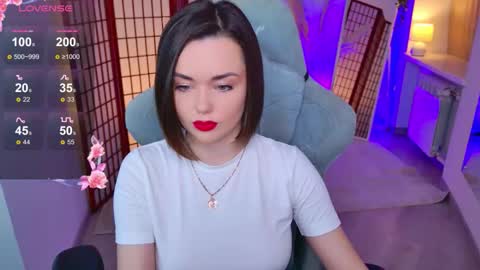 Ava online show from November 13, 2025, 2:27 pm