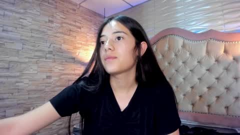 Snapshot of ava_broown chatting on February 15, 2025, 8:44 am online show from February 15, 2025, 8:44 am