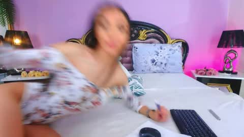 Snapshot of avaaaddamss chatting on November 14, 2025, 10:14 am avaaaddamss online show from November 14, 2025, 10:14 am