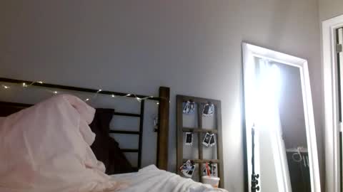 Ava Ashley online show from December 17, 2025, 1:11 am