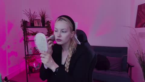 Snapshot of avadaviis chatting on September 11, 2025, 7:19 am Ava nonude online show from September 11, 2025, 7:19 am