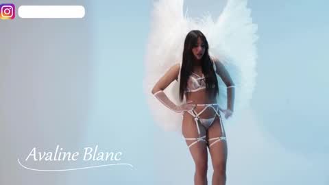 Avaline Help me reach 100 likes TRANSMISSION EVERY DAY FROM 39 PM online show from December 25, 2024, 2:14 am