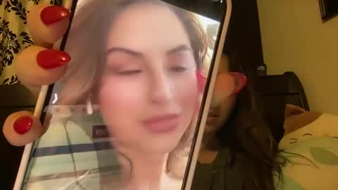 Ava Monroe online show from December 31, 2024, 8:37 am