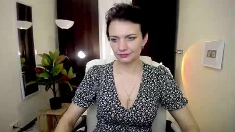 avasaturnian online show from October 9, 2025, 12:25 pm