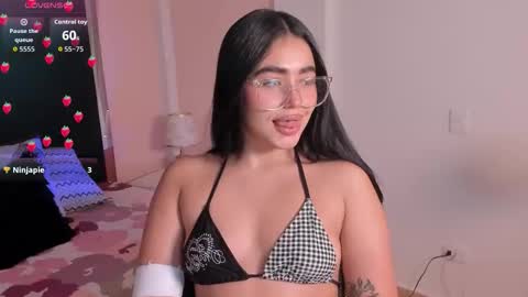 Ava  online show from October 20, 2025, 6:19 pm