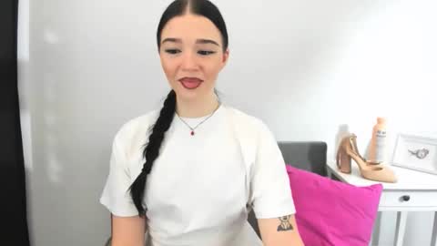 Snapshot of avasensitive69 chatting on November 9, 2025, 10:24 am avasensitive69 online show from November 9, 2025, 10:24 am