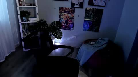 Ava online show from April 20, 2026, 1:58 pm