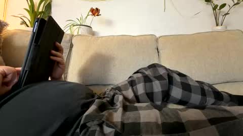 average_stag online show from March 23, 2026, 4:44 pm