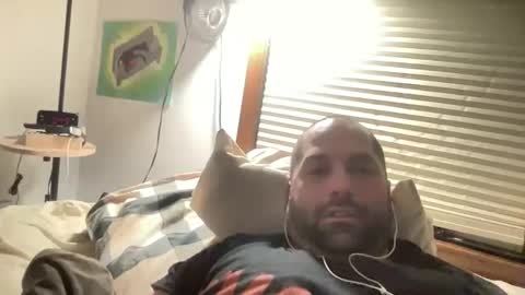 averagejoe345977 online show from February 2, 2026, 5:50 am