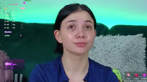 Snapshot of averywillow chatting on October 6, 2025, 8:01 am AveryWillow online show from October 6, 2025, 8:01 am