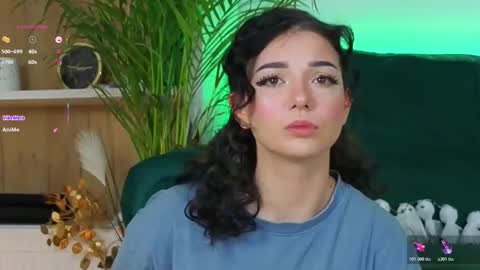 Snapshot of averywillow chatting on November 10, 2025, 6:12 am AveryWillow online show from November 10, 2025, 6:12 am