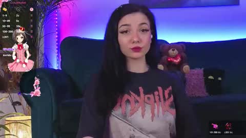 Snapshot of averywillow chatting on February 9, 2026, 9:08 pm AveryWillow online show from February 9, 2026, 9:08 pm