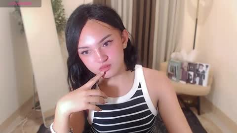 Snapshot of avi_maria12 chatting on June 16, 2026, 10:12 pm Call me Avi online show from June 16, 2026, 10:12 pm