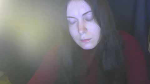 avialenne online show from April 1, 2026, 6:05 pm