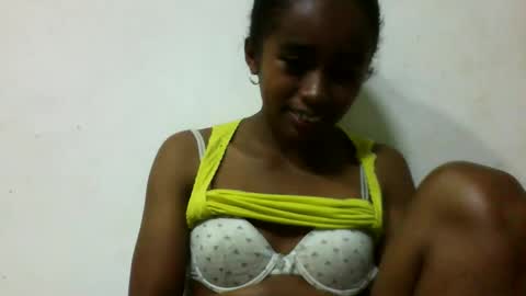 avontsoaldy online show from October 6, 2025, 5:32 pm