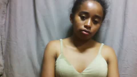 avontsoaldy online show from November 16, 2025, 2:22 pm