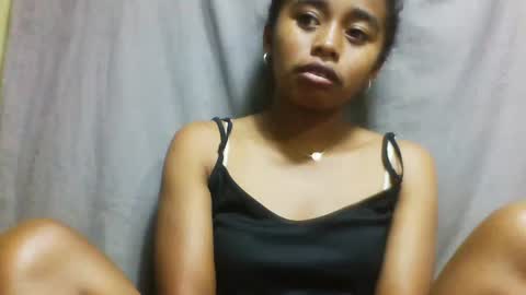 avontsoaldy online show from December 15, 2025, 3:33 am