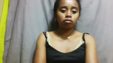 avontsoaldy online show from December 17, 2025, 4:51 am