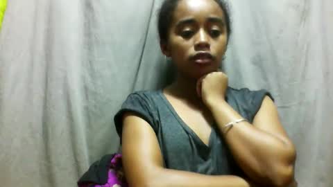 avontsoaldy online show from March 25, 2026, 3:34 am